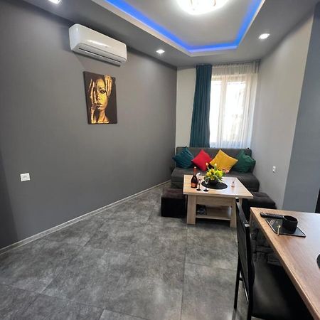 Comfortable Apartment Комфортные Апартаменты Self Check In Jereván Kültér fotó