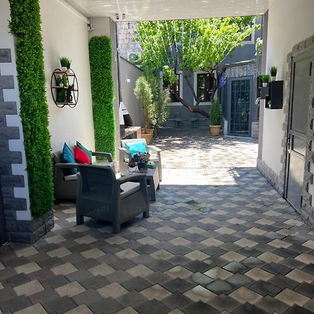 Comfortable Apartment Комфортные Апартаменты Self Check In Jereván Kültér fotó