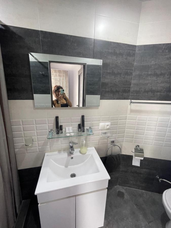 Comfortable Apartment Комфортные Апартаменты Self Check In Jereván Kültér fotó