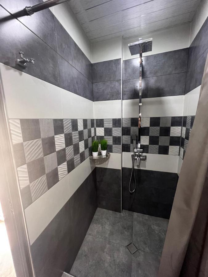 Comfortable Apartment Комфортные Апартаменты Self Check In Jereván Kültér fotó
