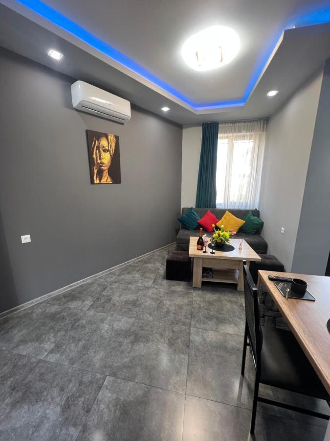 Comfortable Apartment Комфортные Апартаменты Self Check In Jereván Kültér fotó